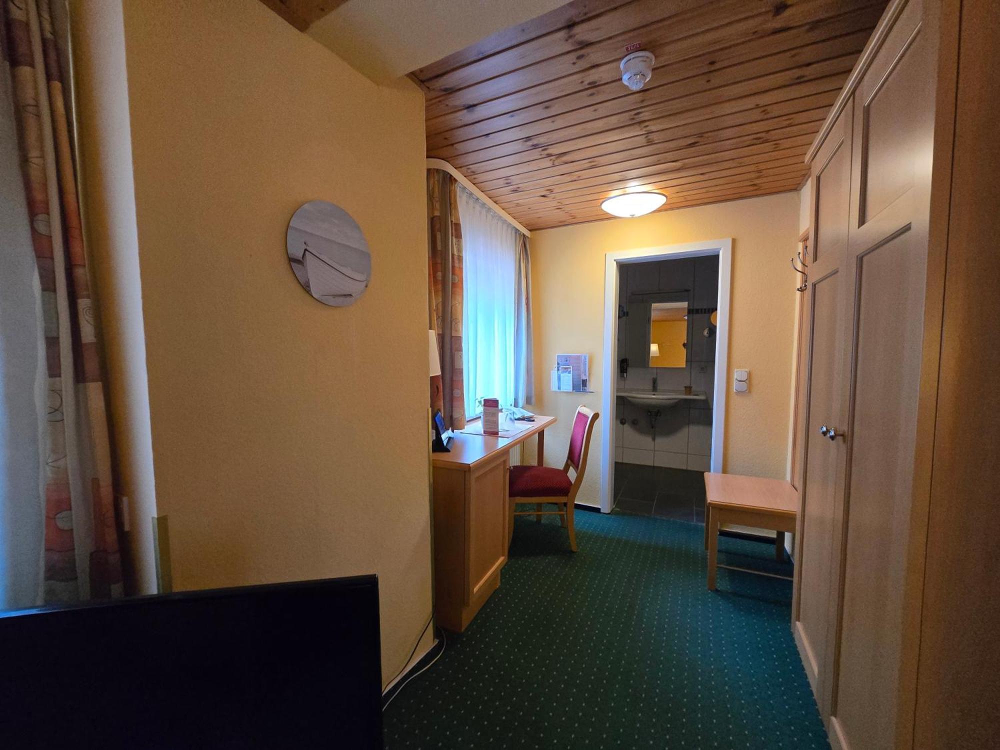 Hotel Am Markt & Brauhaus Stadtkrug Ueckermünde Esterno foto