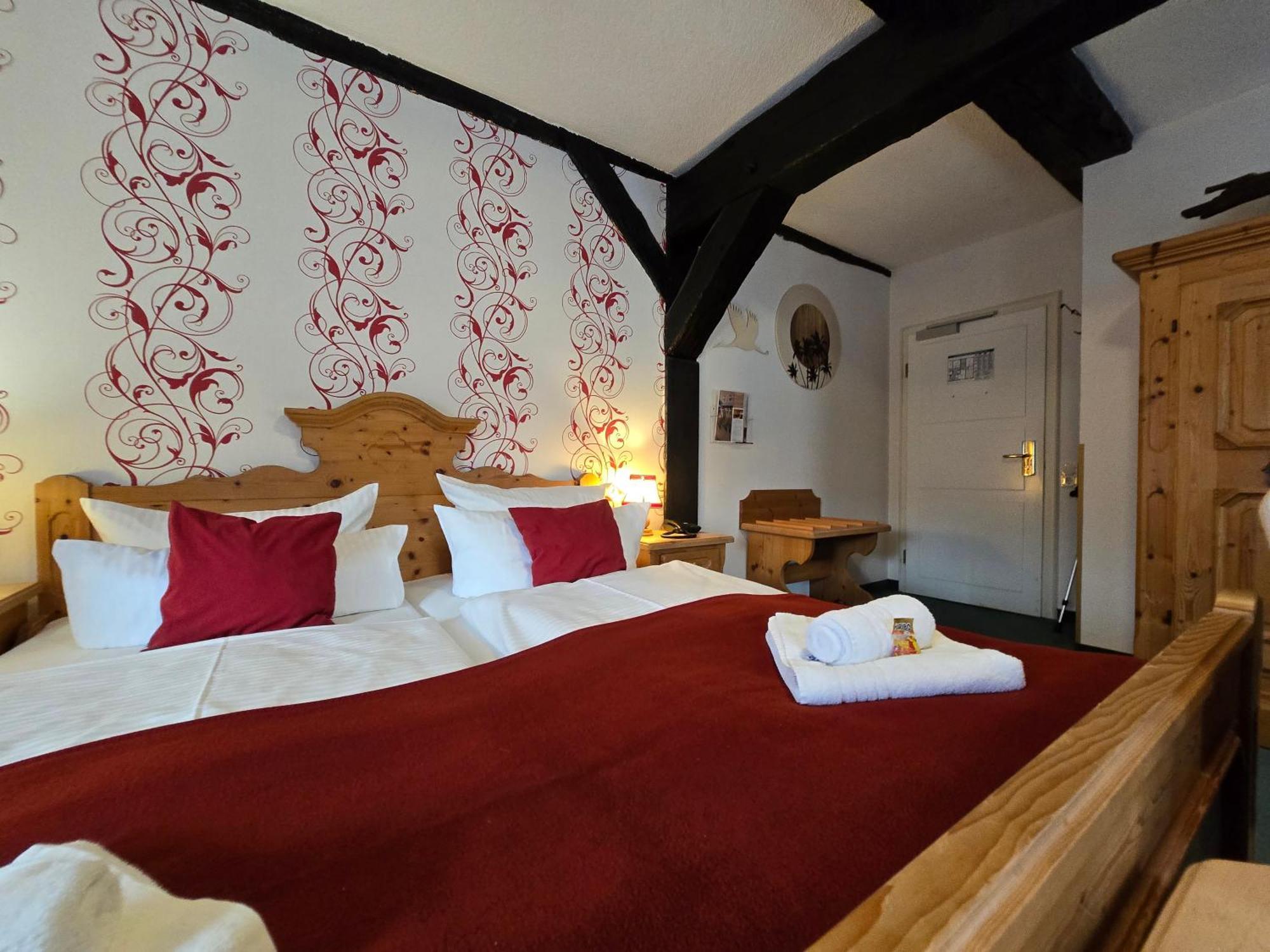 Hotel Am Markt & Brauhaus Stadtkrug Ueckermünde Esterno foto